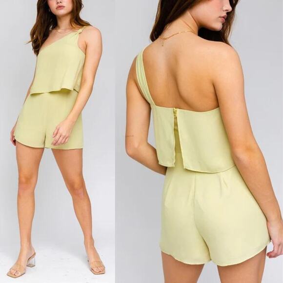 Le Lis | Blush Neutral One Shoulder Layered Woven Romper - Picture 11 of 11